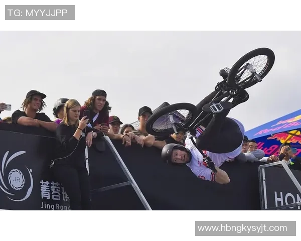 西安极限运动队与成都极限运动队赛后分析与意识碰撞的深度探讨 西安极限运动队与成都极限运动队赛后分析与意识碰撞的深度探讨